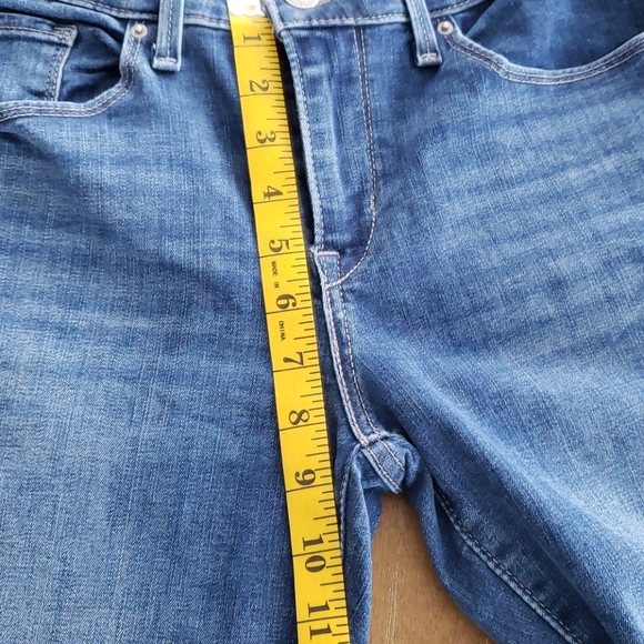 LEVI'S JEANS - Picture 7 of 9